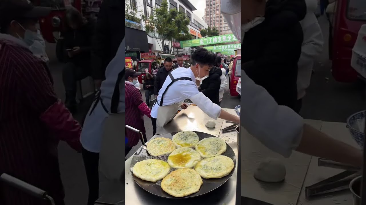 Set up a stall and sell 1,000 scallion pancakes every day!