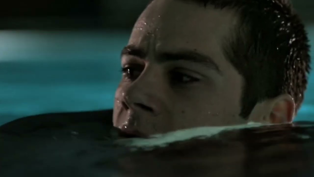 Stiles saves Derek - Pool scene (2×04) - Teen Wolf