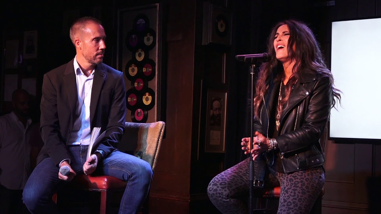 Antonio Hueso de cerca con Malú | 