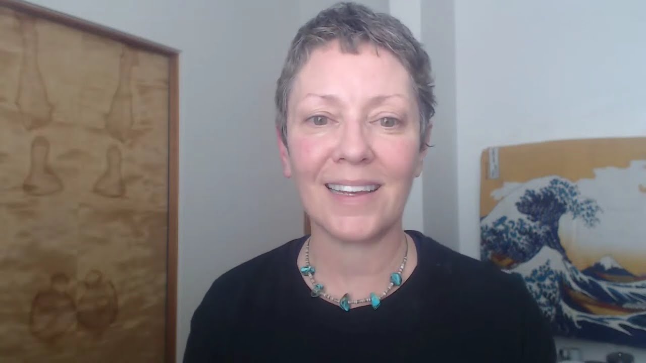 Energy Aligned Client Attraction for Introverts [A 4-min Masterclass]