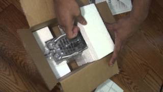 Sony XL 2400 Replacement Lamp: Unboxing