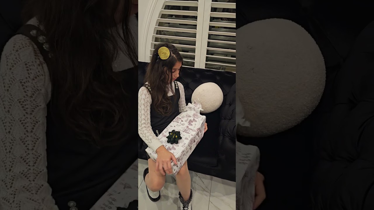 Unwrapping Christmas gifts 🎁