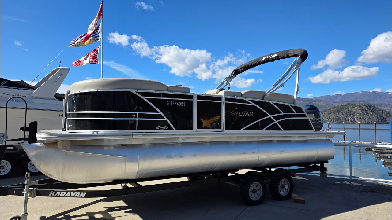 ⁣2020 Sylvan 8522 - 150hp Yamaha OB - Tandem Trailer