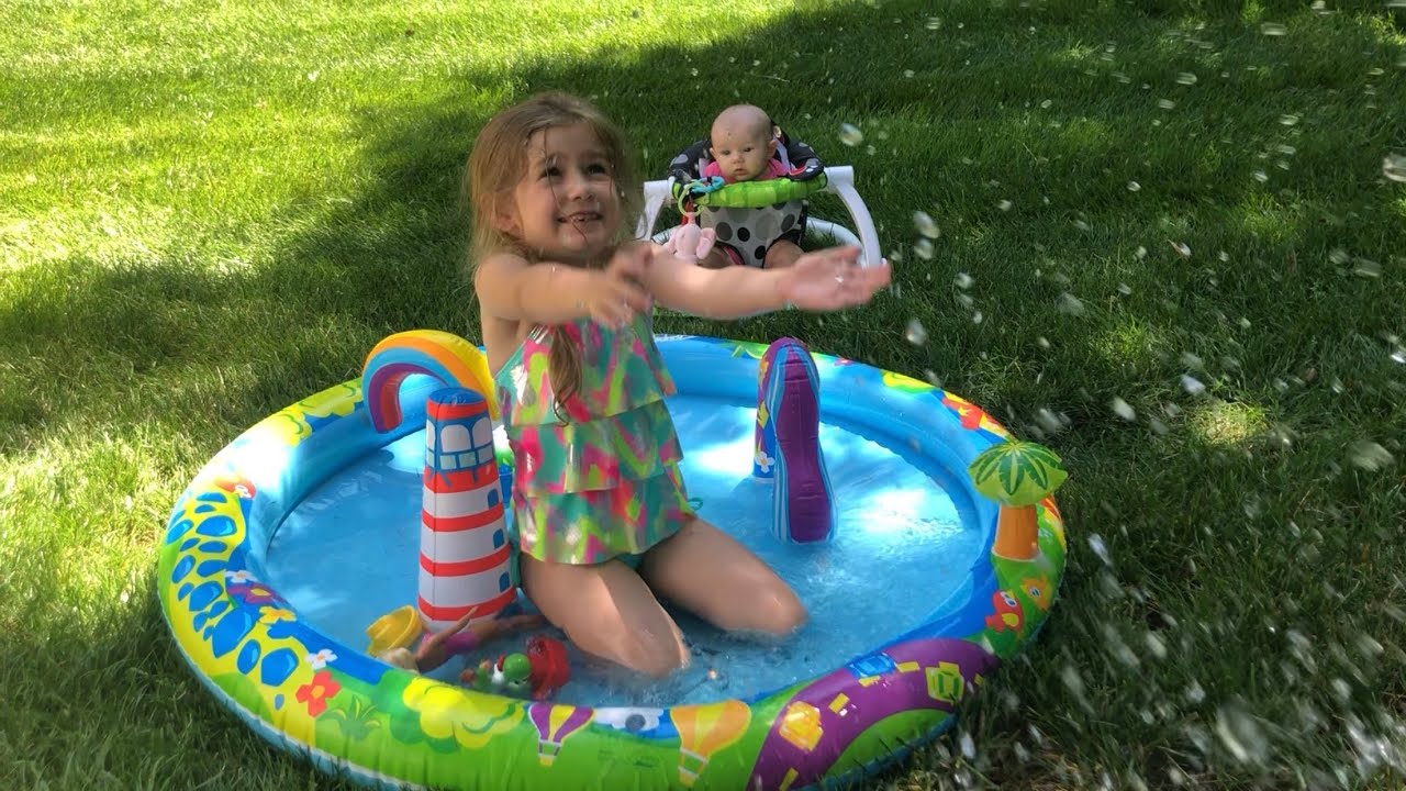 Banzai Jr Splashville Waterpark Splash Pool Water Toy