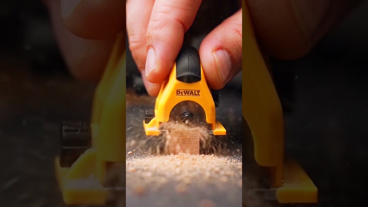 Tiny Circular Saw That Actually Cuts Wood! 😲🔥 