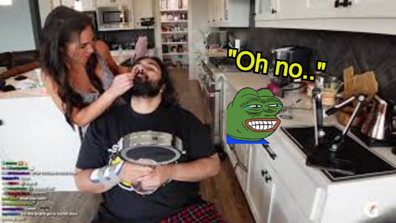 Briezy grooms Esfand