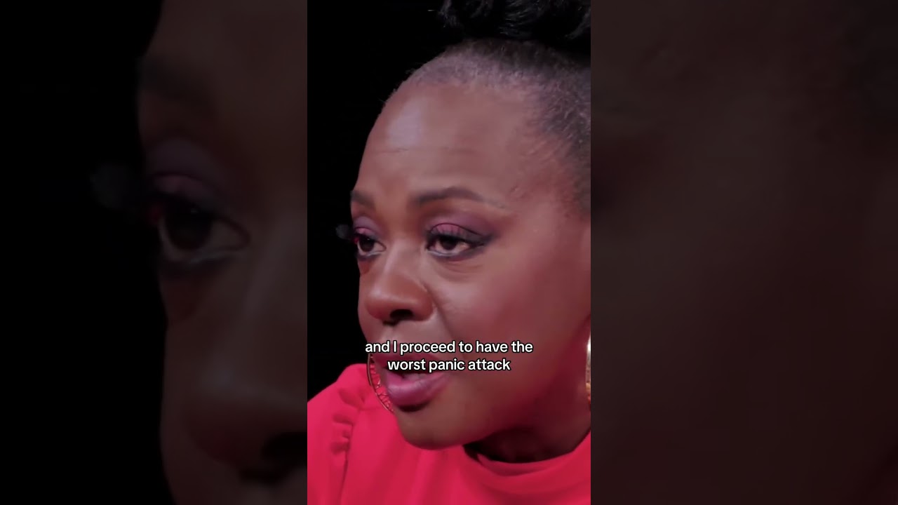 The time Viola Davis had a panic attack accepting Meryl Streep's award 🤣