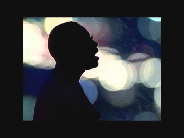 Bobby McFerrin - Chanson adlı videoyu YouTube'da izle Bobby McFerrin - Chanson adlı videoyu YouTube'da izle