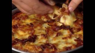 Pepperoni Pizza Dip, via Guy Fieri  Save his recipe  http   www foodtv com 5i