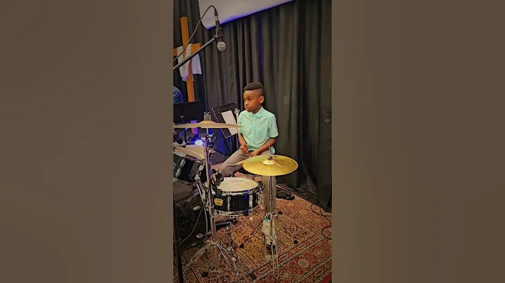 10 year old. playing some hot sebene🔥🔥😱🙌 #sebene #trending #young #congolesemusic #talent