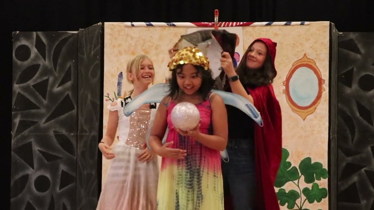 Modern Art Mystery - Woodstock SummerStage 2024 - Edie's Fairytale Theatre