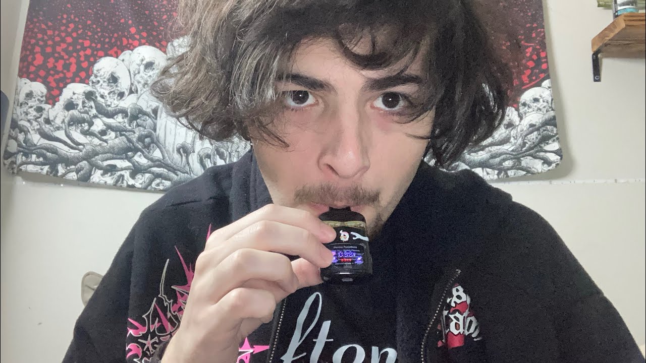 Drip strawberry daiquiri & mango passionfruit 