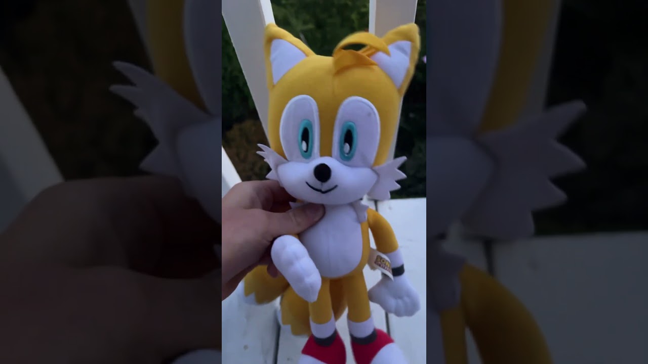 Sonic Twitter takeover join sonic and tails and shadow ￼ asking questions from fans 💙🖤💙🖤💙🖤💙￼