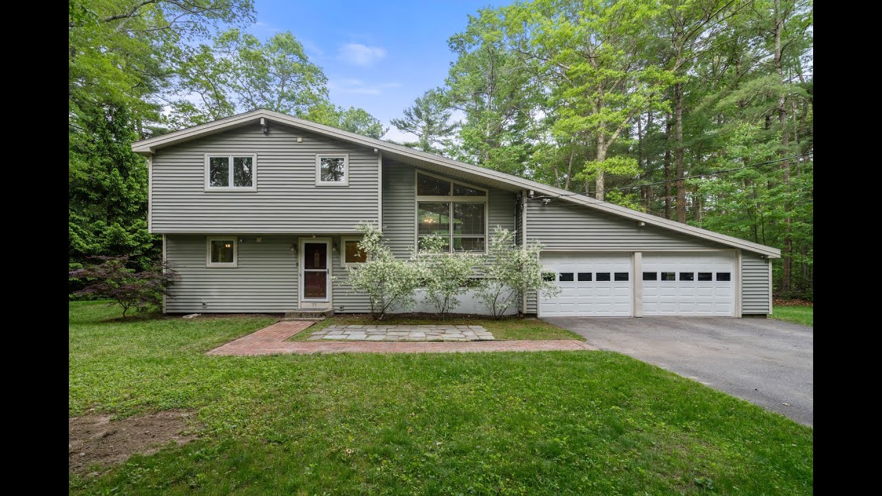 39 Moose Hill Street Sharon, MA | ColdwellBankerHomes.com
