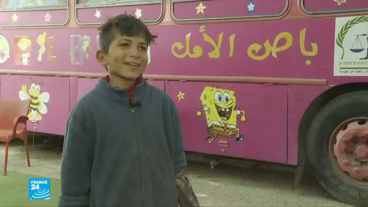 حافلة الأمل...مدرسة متنقلة لتعليم الأطفال العراقيين المشردين