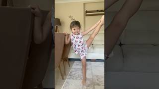 Bazıları Dizi Izler, Bazıları Bi̇zi̇ 🤸😂 Im
