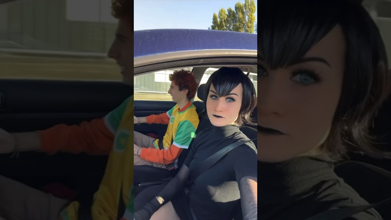 I'm taking you with us 😄 #cosplay