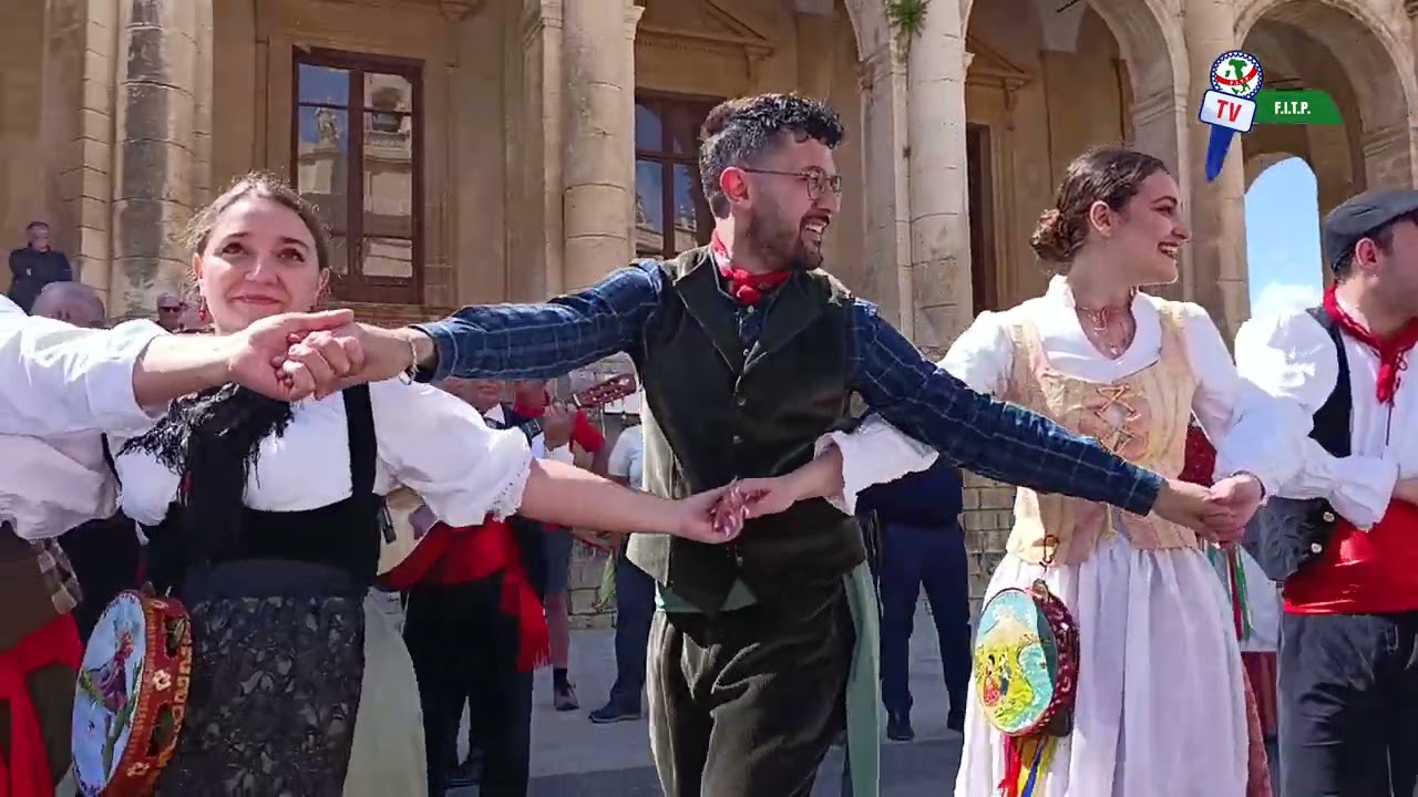 Padri e Madri del Folklore e Rassegna di musiche e canti folklorici ed etnici 2025 a Noto (SR)