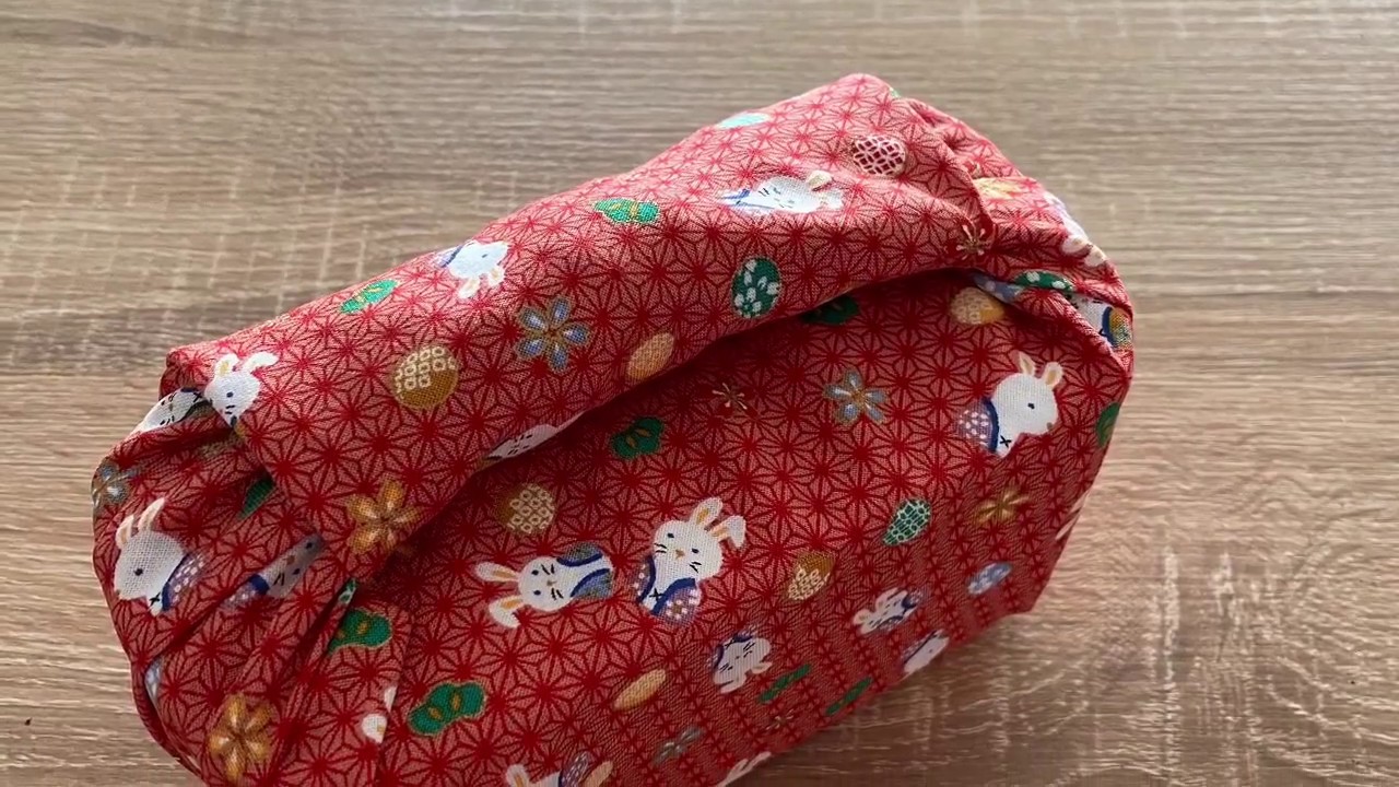 How To Wrap A Bento Box In A Furoshiki