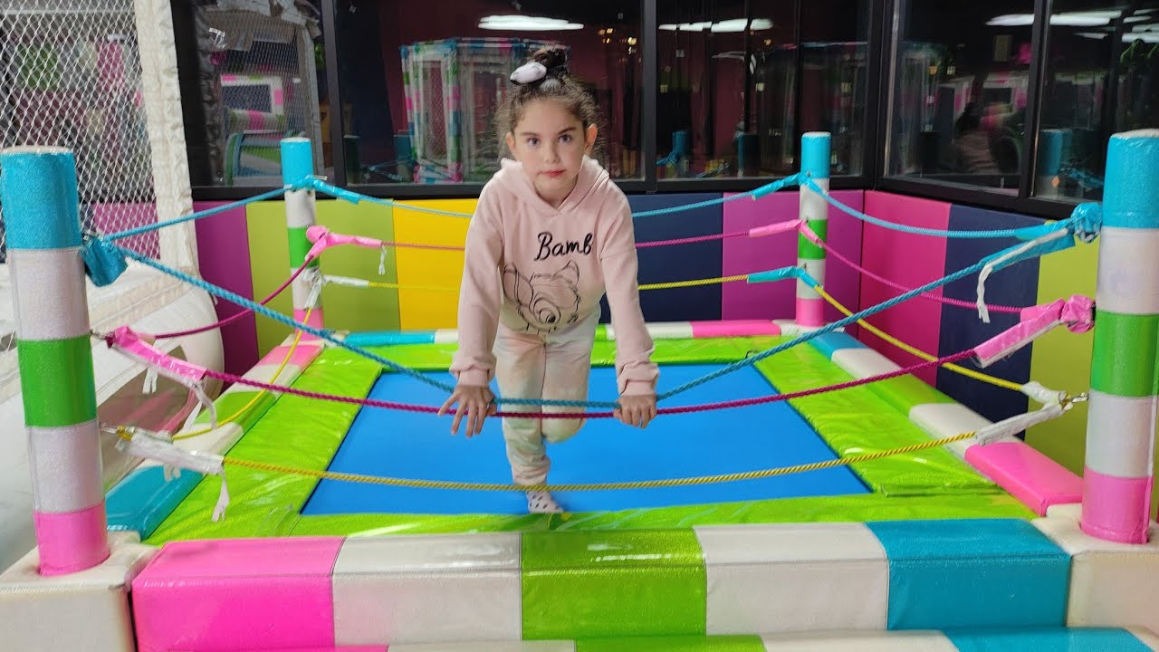 PEMBE BEYAZ OYUN PARKI ŞAHANE!!! @linacetinkayaofficial @fatihselim