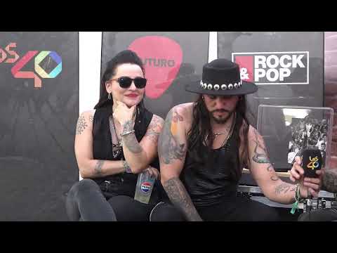 Cleaver talks with Futuro at Lollapalooza Chile 2026