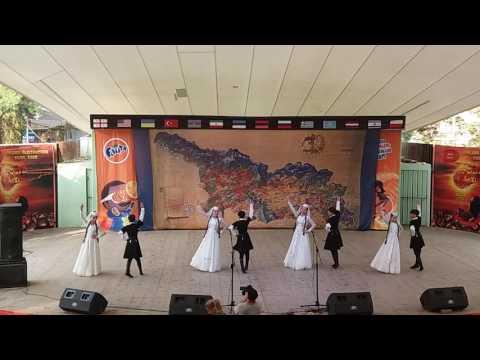 ანსმაბლი არილი - დავლური