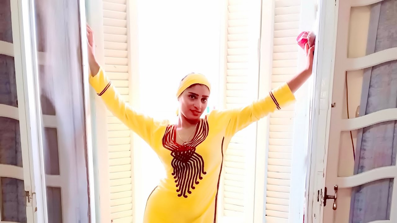 البلكونة في الجو دة أحلى مكان في البيت ممكن ابدأ بيه شغل النهاردة #عالم_من_الإلهام