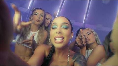 STEFANIA - Banana | Official Video