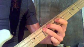 Video thumbnail of "Mississippi Queen bass tab"