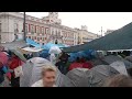 La Puerta del Sol, abarrotada a la espera del 'decreto Maricarmen' (28/09/2026)