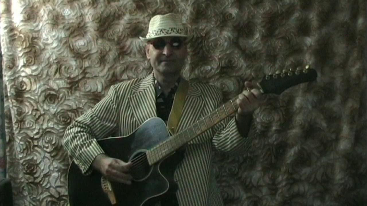 Мальчик я босой в лодке колыхался над волнами. Иволга песня слушать. Помню мальчик я босой. Помню помню мальчик босой песня слушать. Басист тайп о негатив.