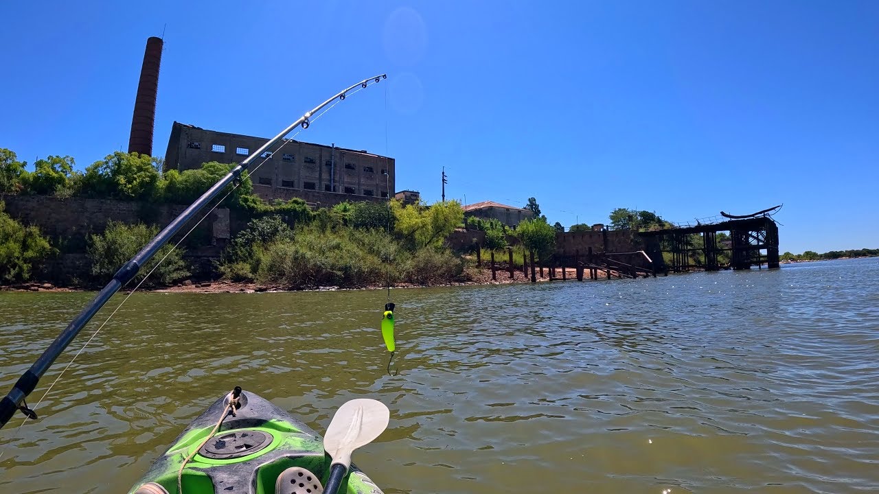 🔥🔥 ESTE LUGAR ES INCREIBLE, pesca en el rio y cocina de bogas asadas, aventura en kayak y cano bote