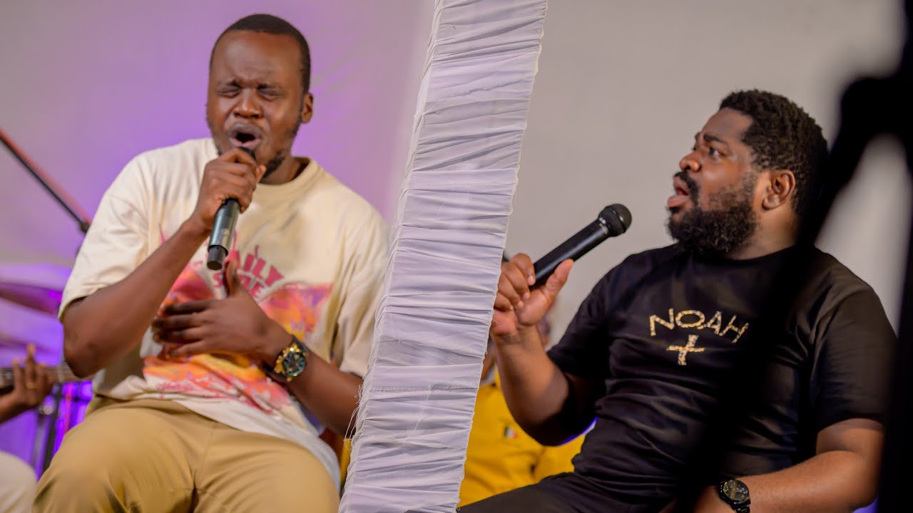 Fr Emmanuel Musongo et exaucé medley esili moise mbiye+elikia na ngai Denis ngonde et alain moloto