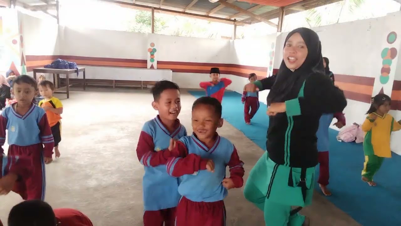 Senam bebek KB TK BUNDA Lubuk Sebontan 