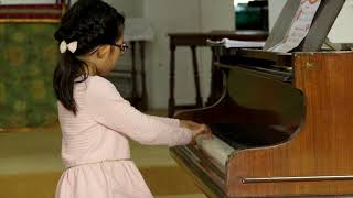 Ava Plays Dragon Dance Lang Lang Method And Rainforest Mystery Piano Safari At Her First Recital