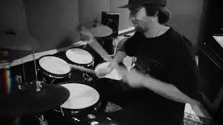 Miniatura de vídeo de "Stick Figure – Drum Freestyle"