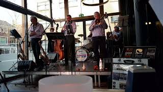 Download Lagu Take my hand - Farhous Jazz \u0026 Bluesband MP3 Download Lagu Take my hand - Farhous Jazz \u0026 Bluesband MP3
