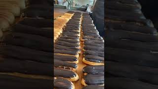Glazing 250 Eclairs