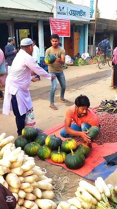 Oma stole the sweet gourd. 😱🤣🤫😠#india #indonesia #funny #comedy #trending #brazil #super #new #oman