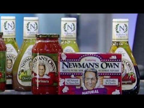 Video: Hvordan Paul Newman tilfeldigvis lanserte et $ 400 million Charity Empire med en flaske hjemmelaget salat dressing