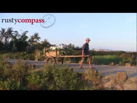 Video: Slapende Riksja-chauffeur, Hoi An, Vietnam [ansichtkaart] - Matador Network