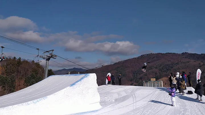 Gina Sutter on VANS hi-standard series in KOREA.
