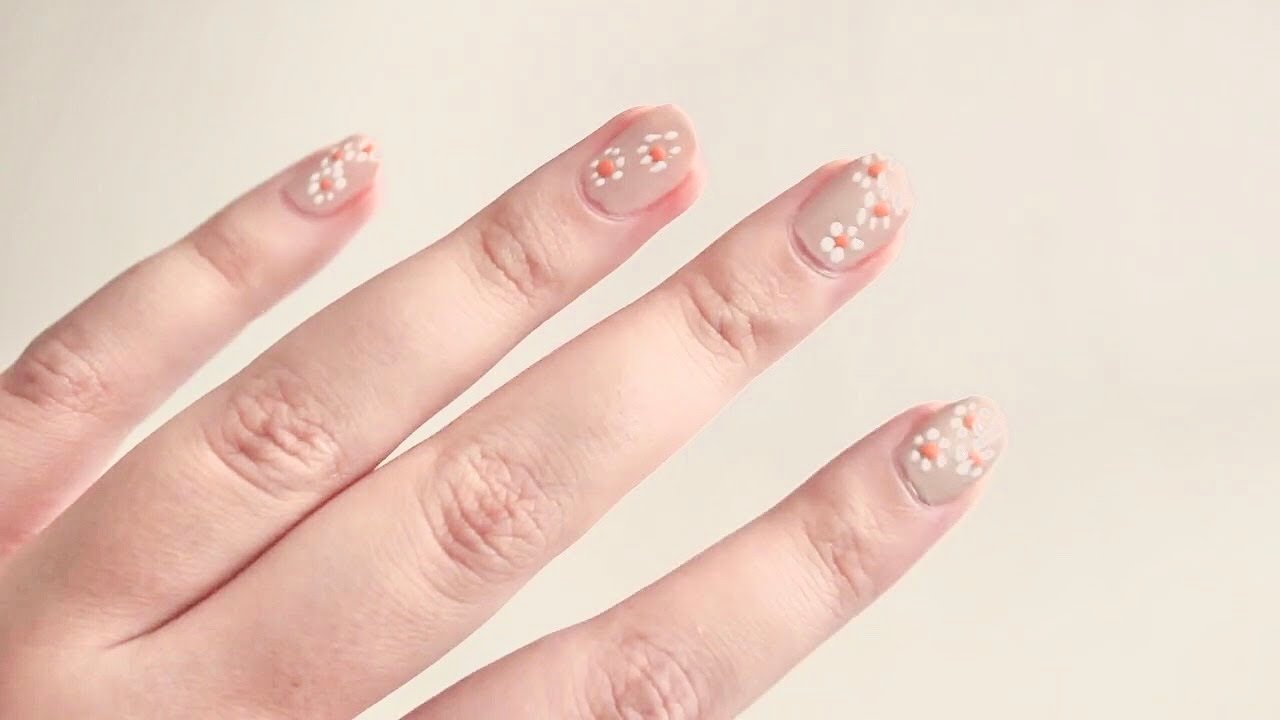 papatya desenli tırnaklar kolay oje deseni easy nailart youtube