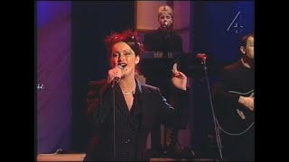 Cleo Och Grabbarna - Natten Är Min (Bingolotto 1999)