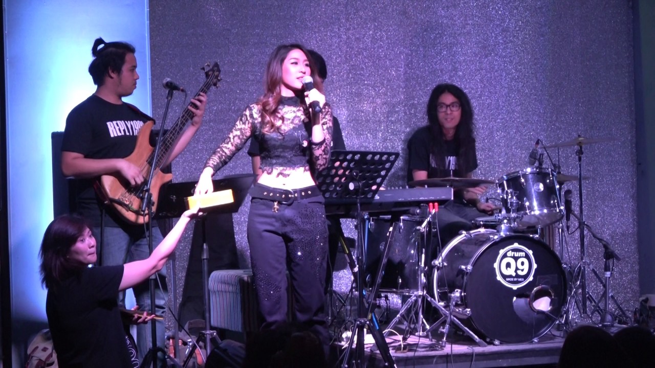 Aim Satida Pinsinchai  Reply1990 no.1 30.11.59