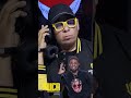 FAUSTO MATA LE DA BOCHE A LA PITONISA EN VUVO