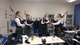 Berlin Thistle Pipes Drums Warm Up Bag Wintercompetition Hamburg 2014 Grade 4
