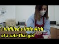 I helped a beautiful Thai ice cream shop girl who wanted to go to Korea