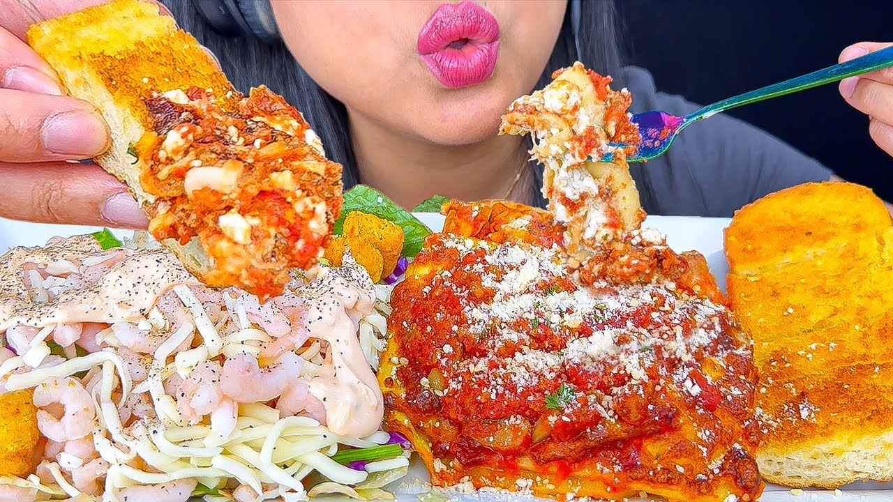 LASAGNA WITH RICOTTA CHEESE, GARLIC BREAD & SHRIMP SALAD | ASMR | MUKBANG | FOOD SOUNDS