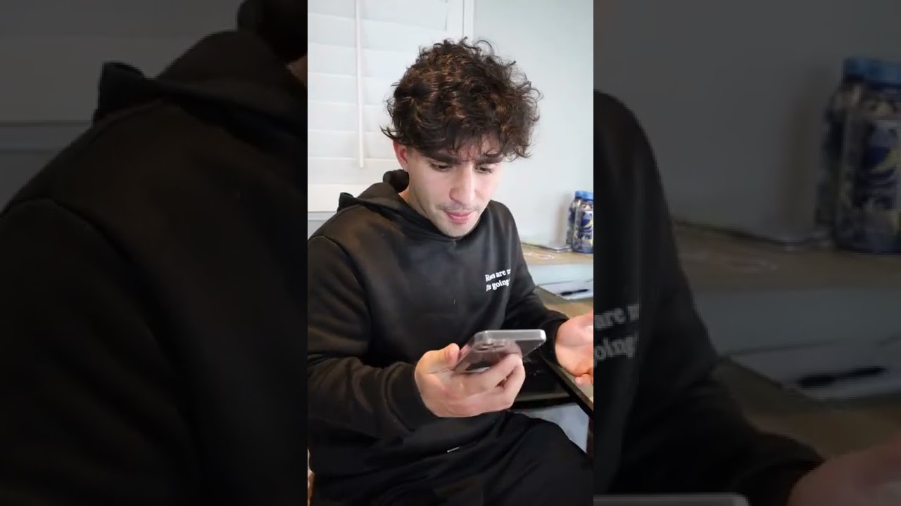 ANNOYING GIRLFRIENDS BE LIKE 